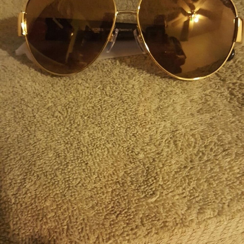 Michael Kors sunglasses - Picture 8 of 8